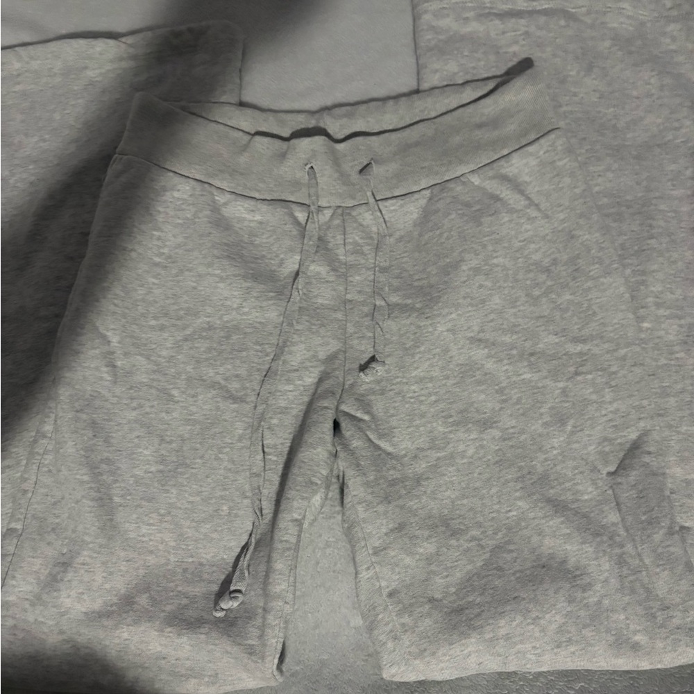 Brandy Melville Hilary Gray Sweatpants